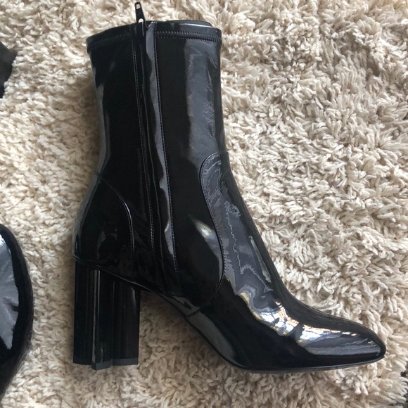 Louis Vuitton Ankle Boot ***Authentic*** - Picture 4 of 9